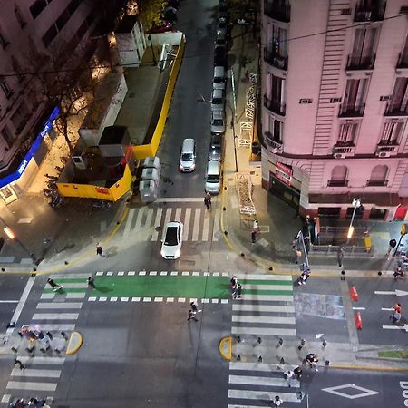 4 Ventanales Sobre La Avenida Corrientes Διαμέρισμα Μπουένος Άιρες Εξωτερικό φωτογραφία