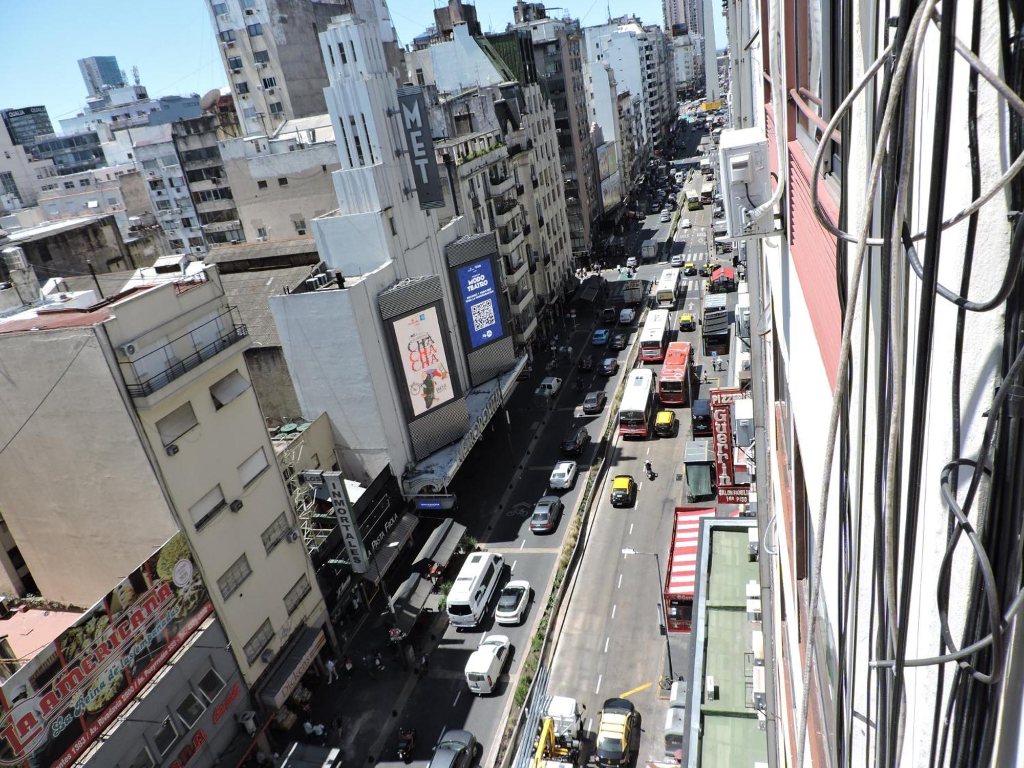 4 Ventanales Sobre La Avenida Corrientes Διαμέρισμα Μπουένος Άιρες Εξωτερικό φωτογραφία