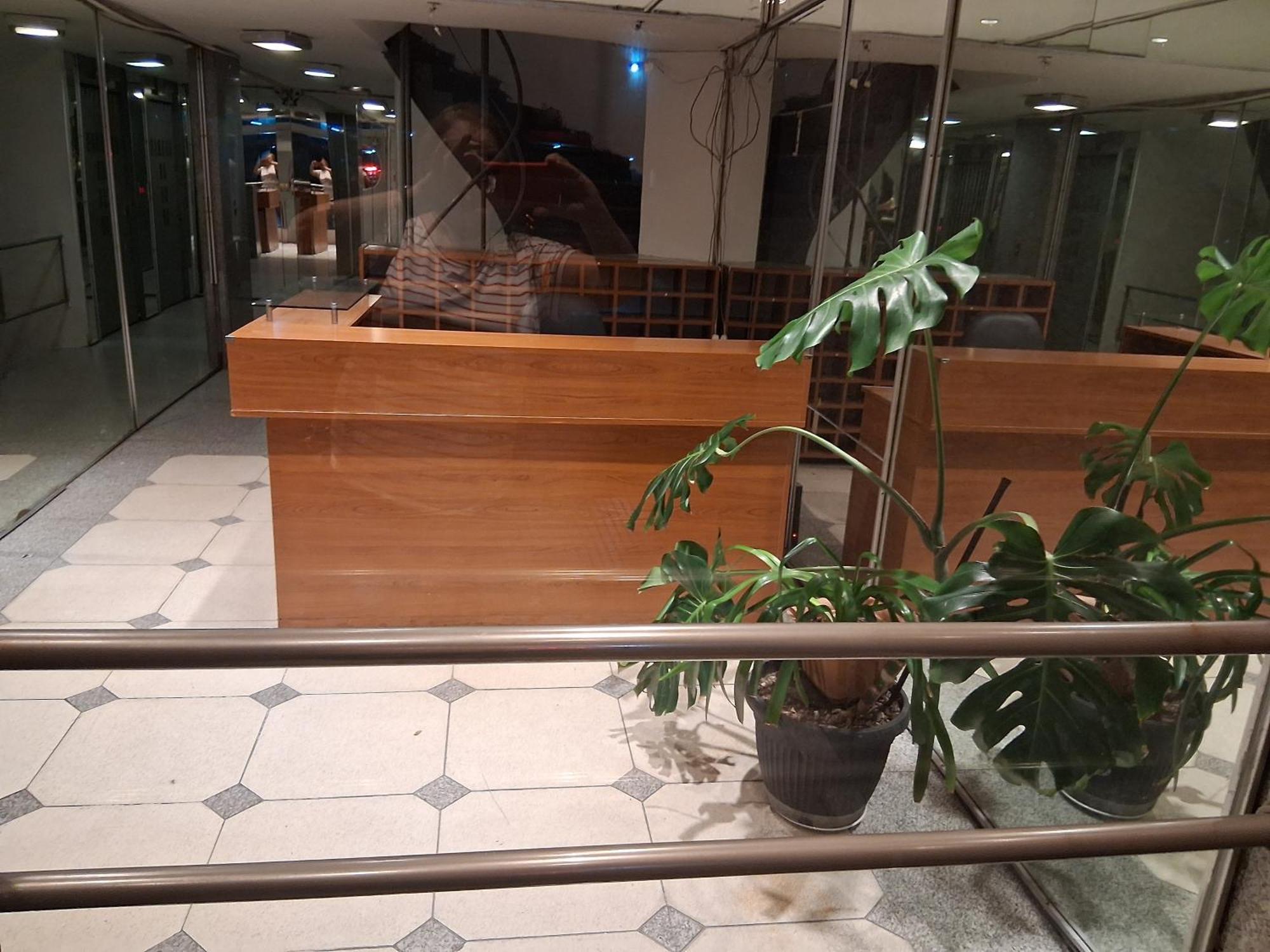 4 Ventanales Sobre La Avenida Corrientes Διαμέρισμα Μπουένος Άιρες Εξωτερικό φωτογραφία